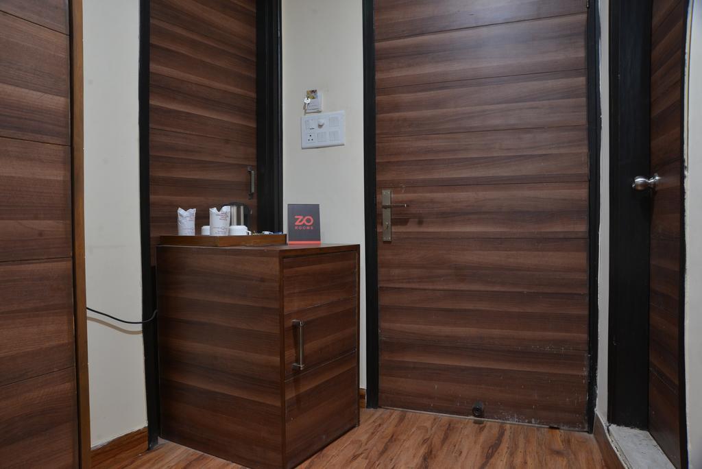 Geetika Galaxy Hotel Kánpur Kültér fotó
